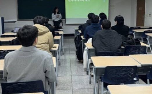 https://images.openai.com/static-rsc-4/UbsQ1aQMQxzoBmznoWlaeTlGRNk0Fo0P6CNa0YP0X_TmxIVBRXIS4_maOHRC4pDJD_bELNexKIKL3iITWlM-NxIHqImZuezeDgXB1fNmAUgygOyX7MwpcbIhVhr3qU7xppCpNa1OUVq04_86FuDLgPnqIAlnCwD4vFJMeth0li3J_lAQhNUZ28U0Z7ZY6dni?purpose=fullsize